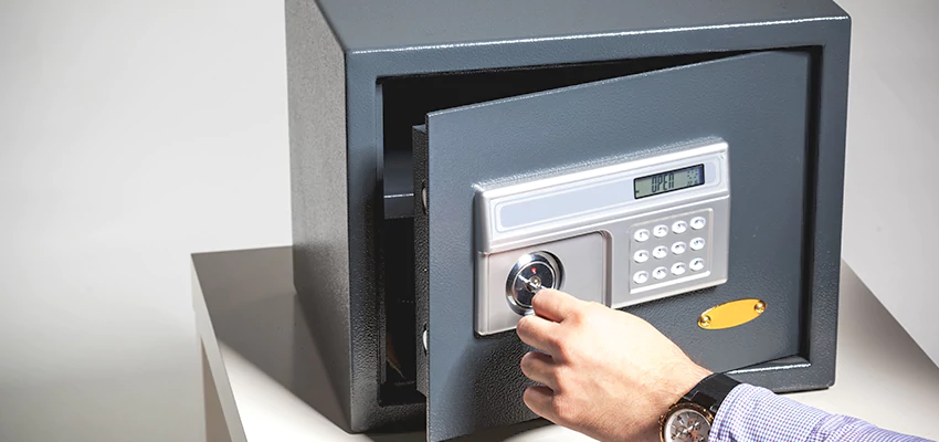 Jewelry Safe Unlocking Service in Simi Valley, California